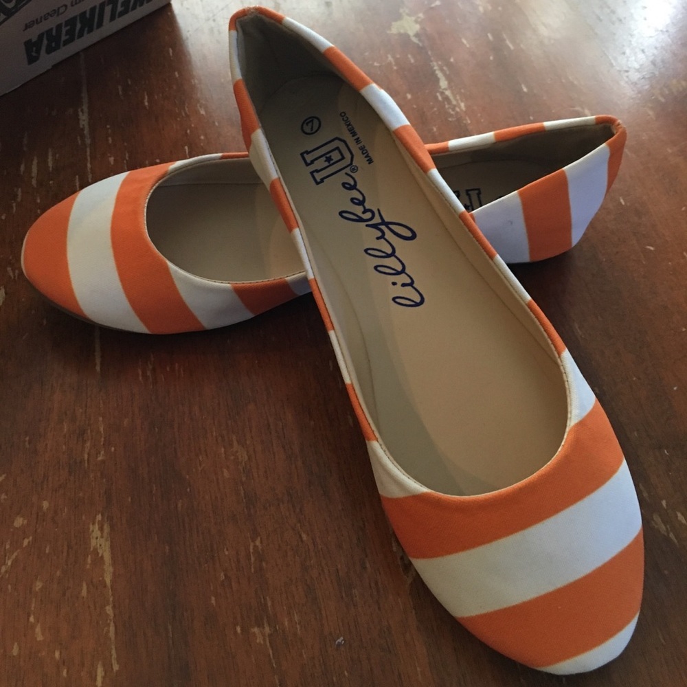 LillyBee university flats size-7